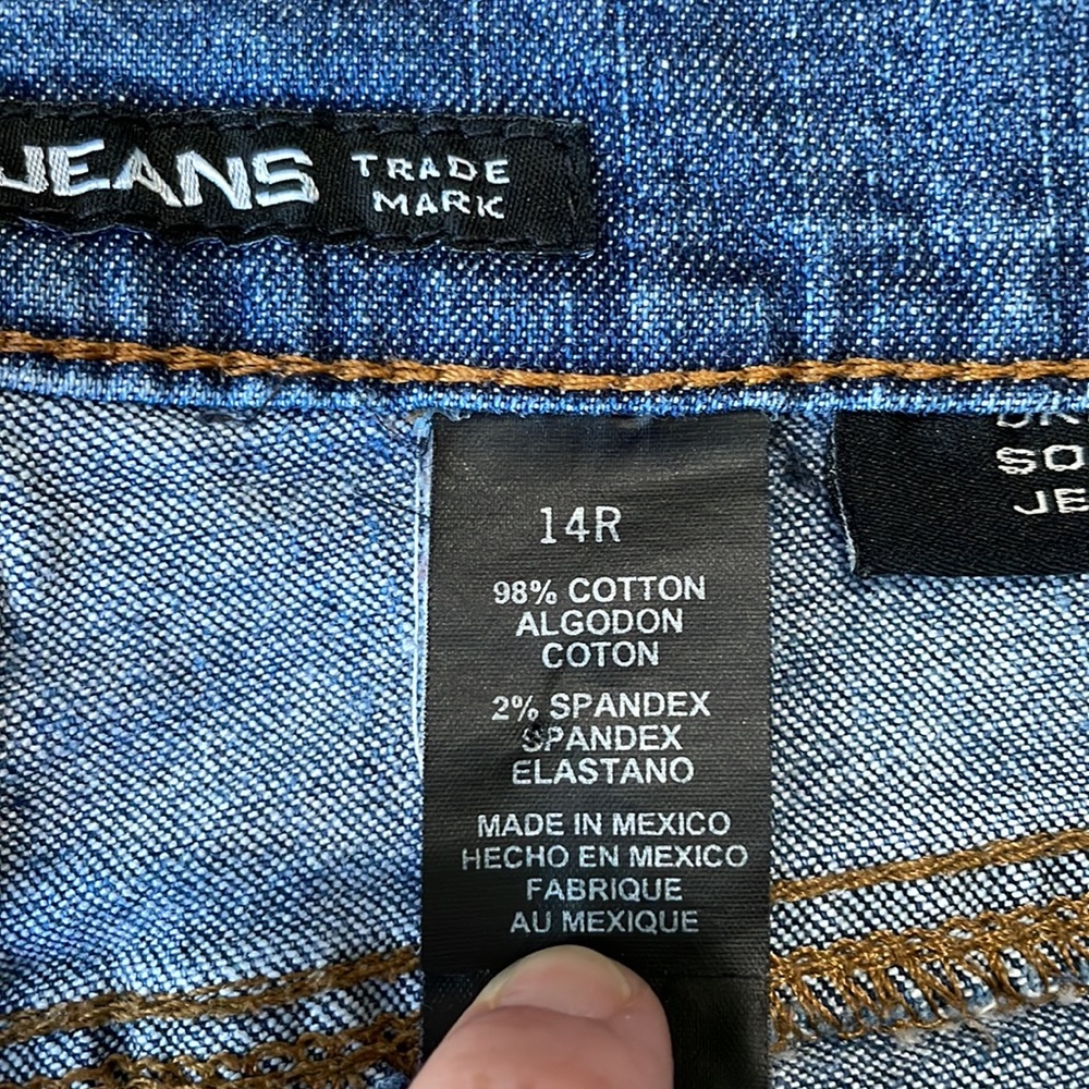 DKNY SOHO Denim Jeans - Picture 7 of 15